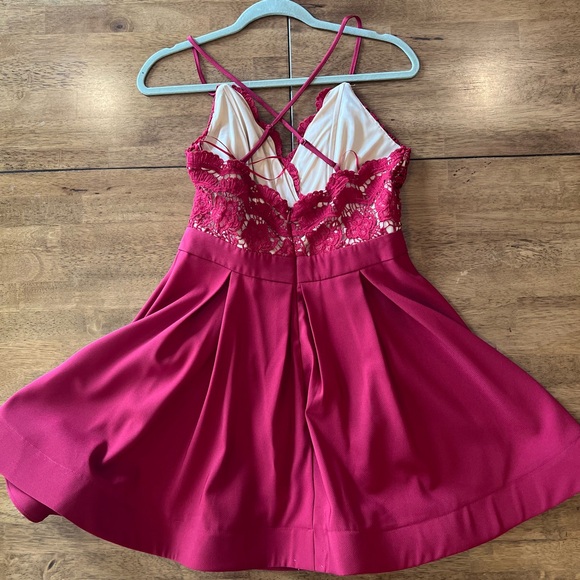 Luxxel Lace top skater dress - Picture 7 of 10